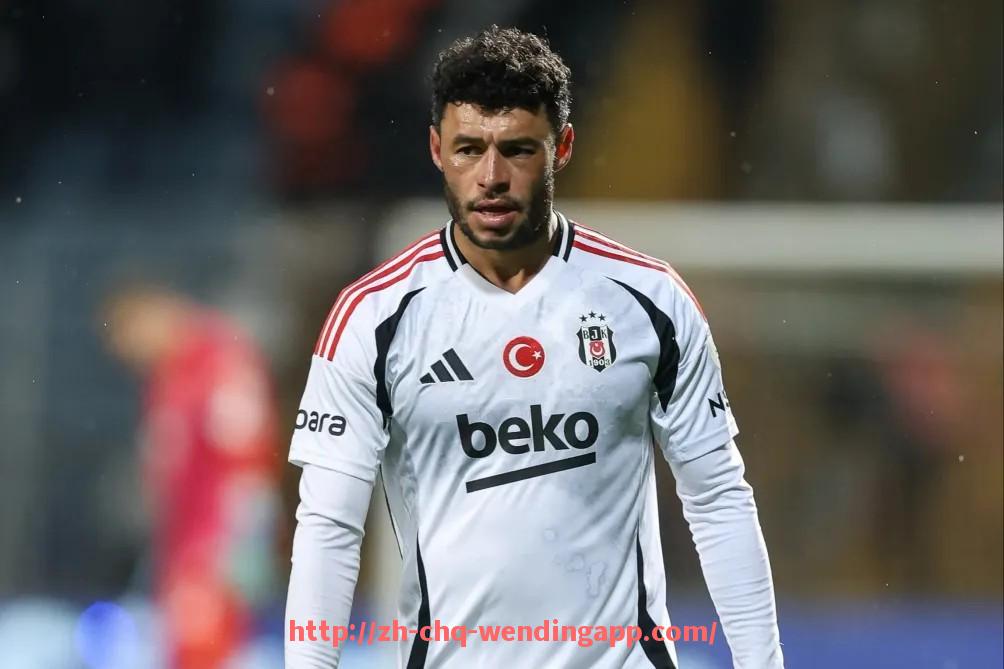 问鼎娱乐官网-世俱杯VAR视频裁判技术使用范围与判罚标准对比分析